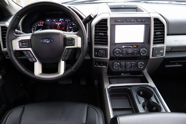 Used 2021 Ford F350 Lariat image 6