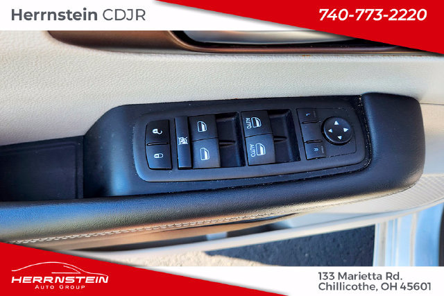 Used 2024 Chrysler Voyager LX FWD image 15