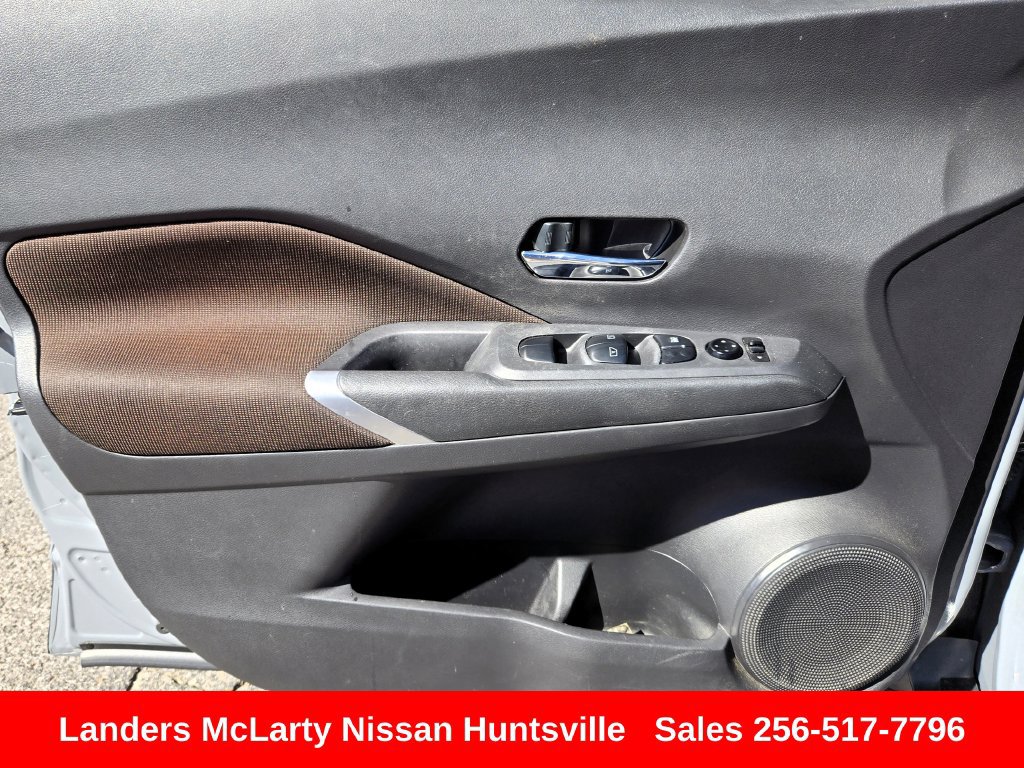 Used 2022 Nissan Kicks SR FWD image 20