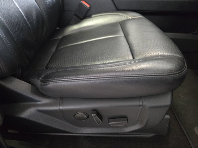 Used 2020 Ford Expedition XLT w/ Equipment Group 202A AWD/4WD image 26