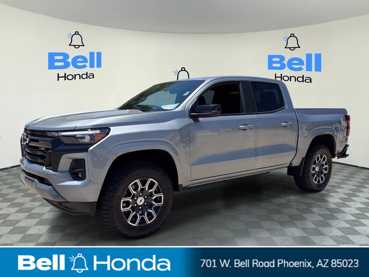 Used 2024 Chevrolet Colorado Z71 w/ Z71 Convenience Package 2 AWD/4WD image 1