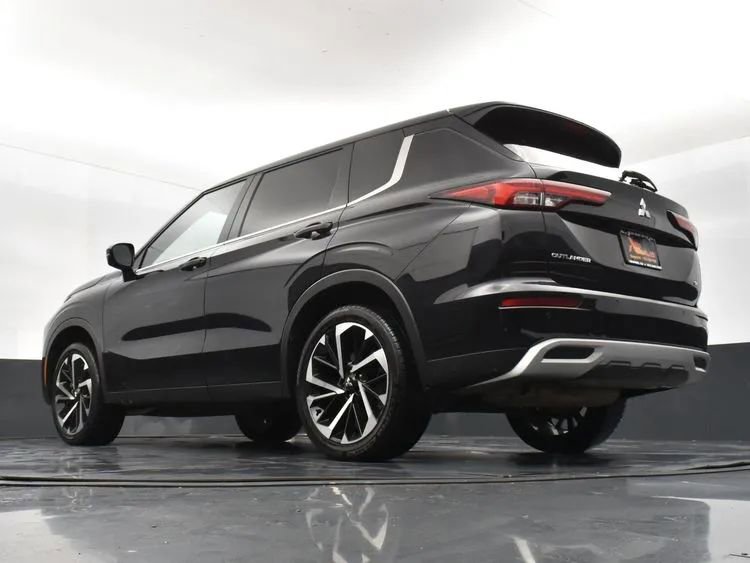 Used 2024 Mitsubishi Outlander Ralliart image 12