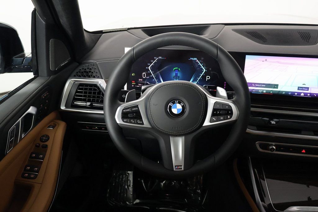 New 2026 BMW X7 xDrive40i w/ Executive Package image 3