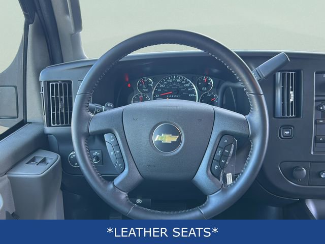 Used 2022 Chevrolet Express 3500 w/ Power Convenience Package image 9