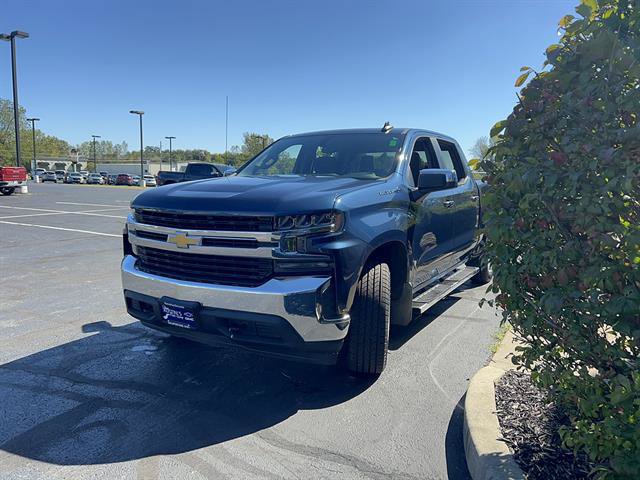 Used 2019 Chevrolet Silverado 1500 LT w/ All-Star Edition AWD/4WD image 3