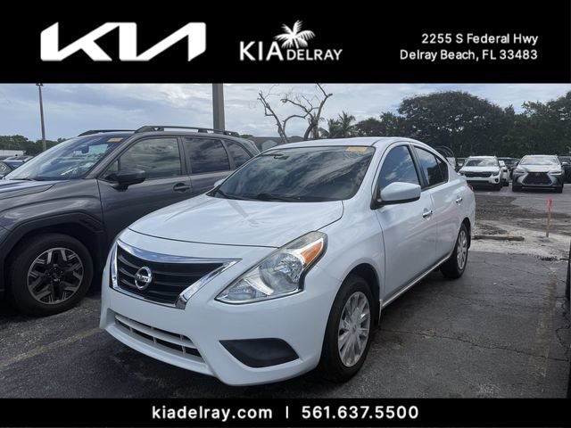 Used 2019 Nissan Versa SV FWD image 9