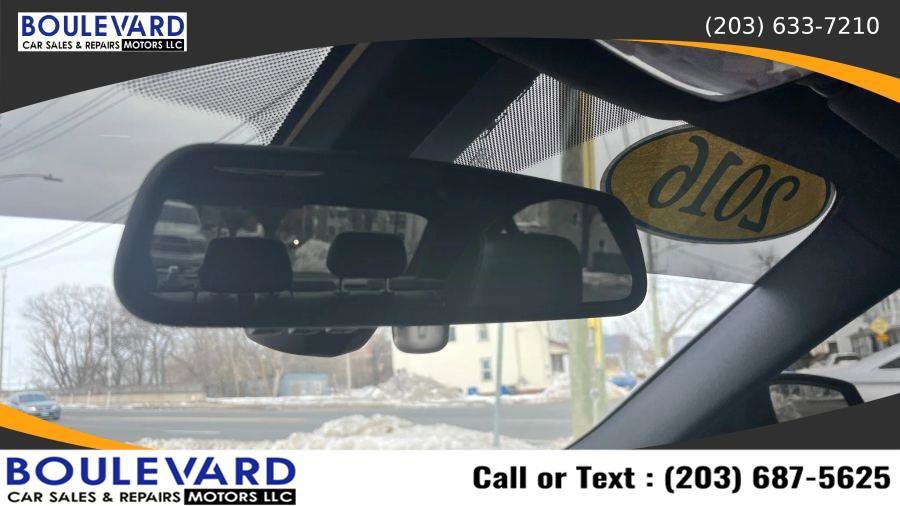 Used 2016 BMW 340i xDrive Sedan image 27