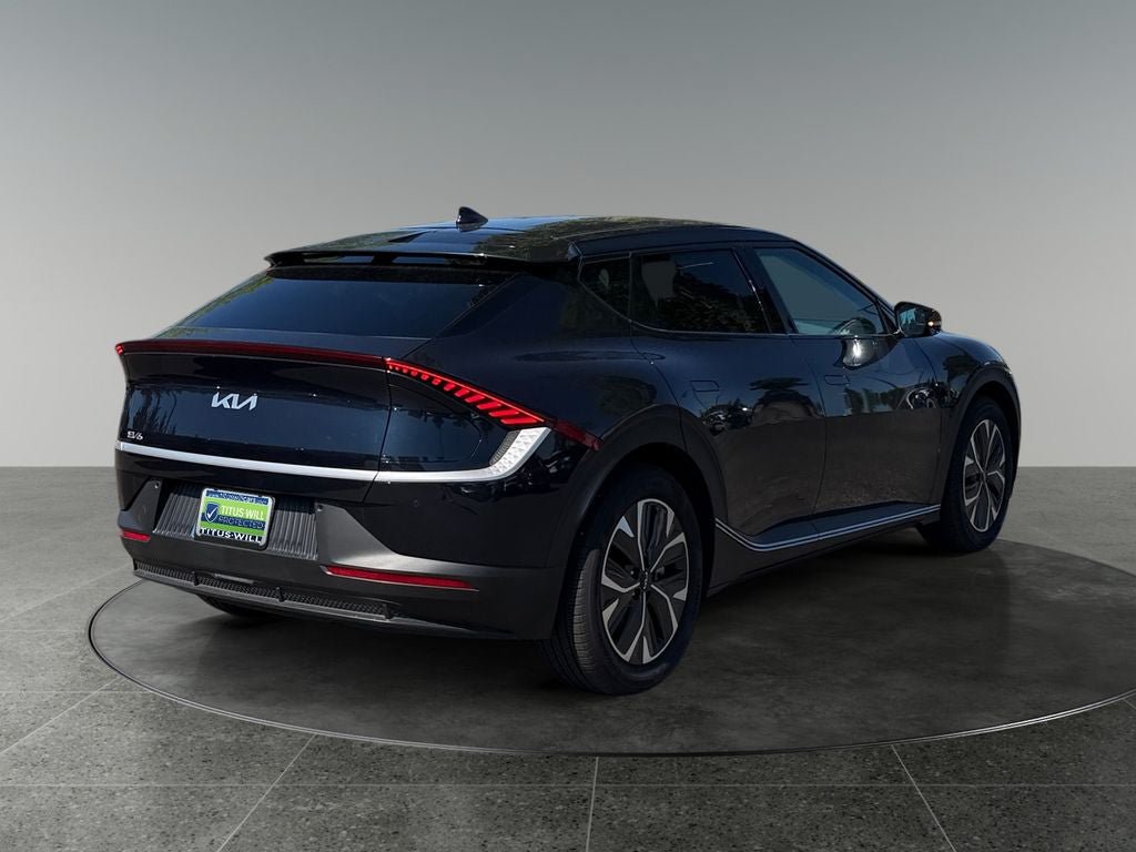 Used 2024 Kia EV6 Light RWD image 9