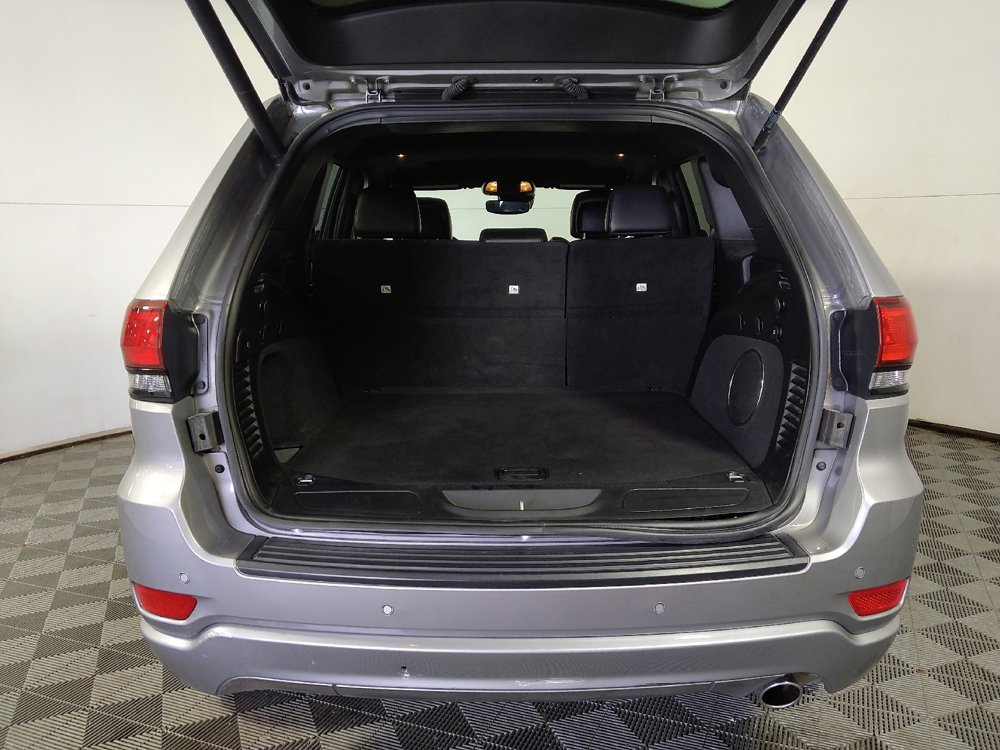 Used 2021 Jeep Grand Cherokee Laredo X AWD/4WD image 29