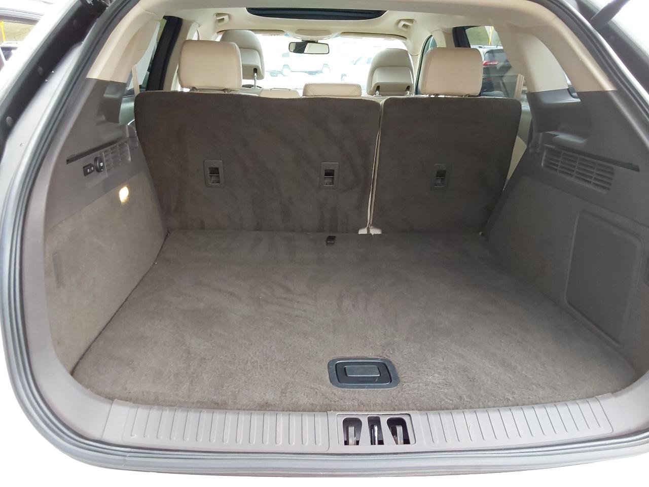 Used 2016 Lincoln MKX Reserve w/ Climate Package image 25