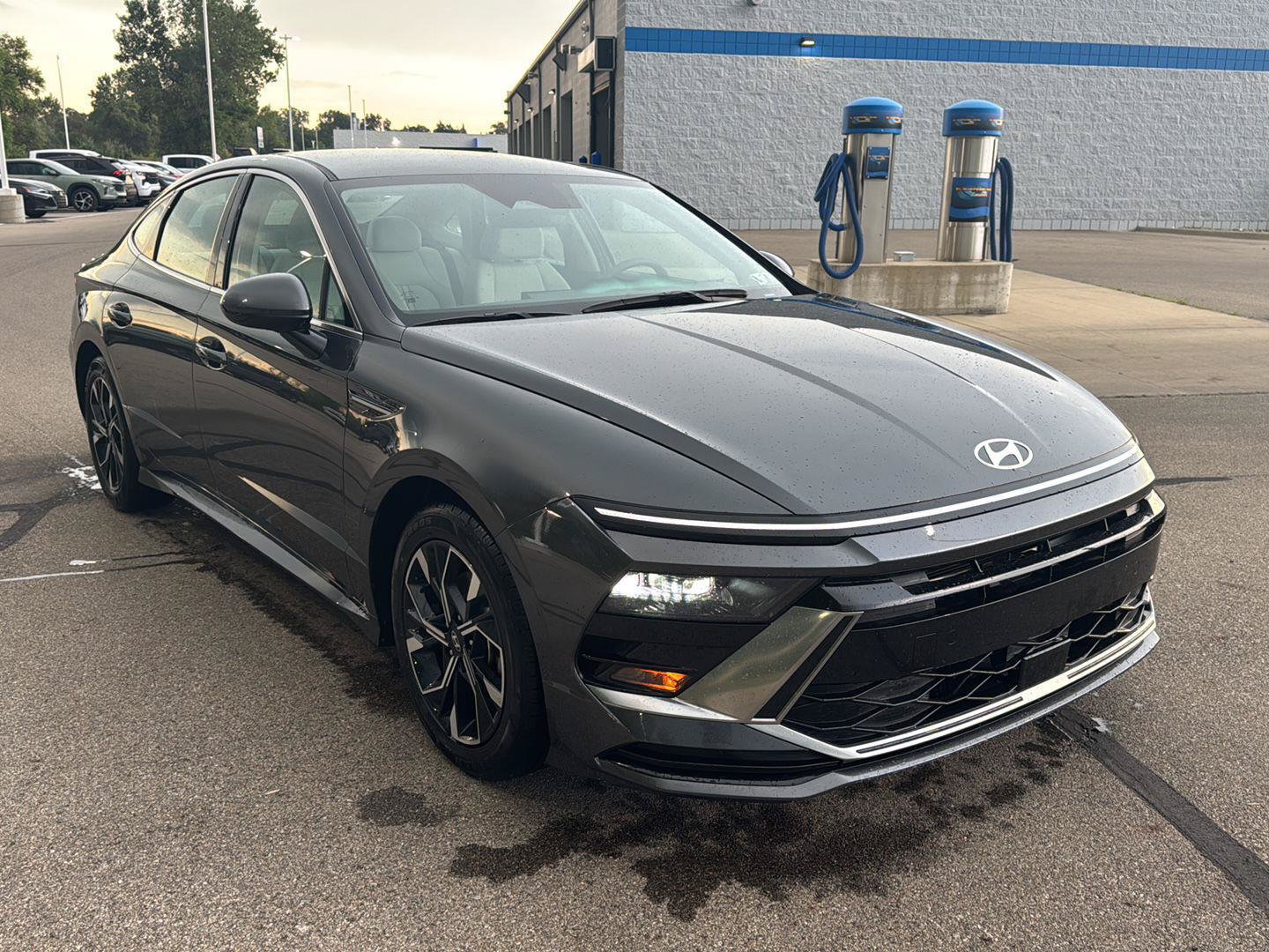 Used 2025 Hyundai Sonata SEL FWD image 7