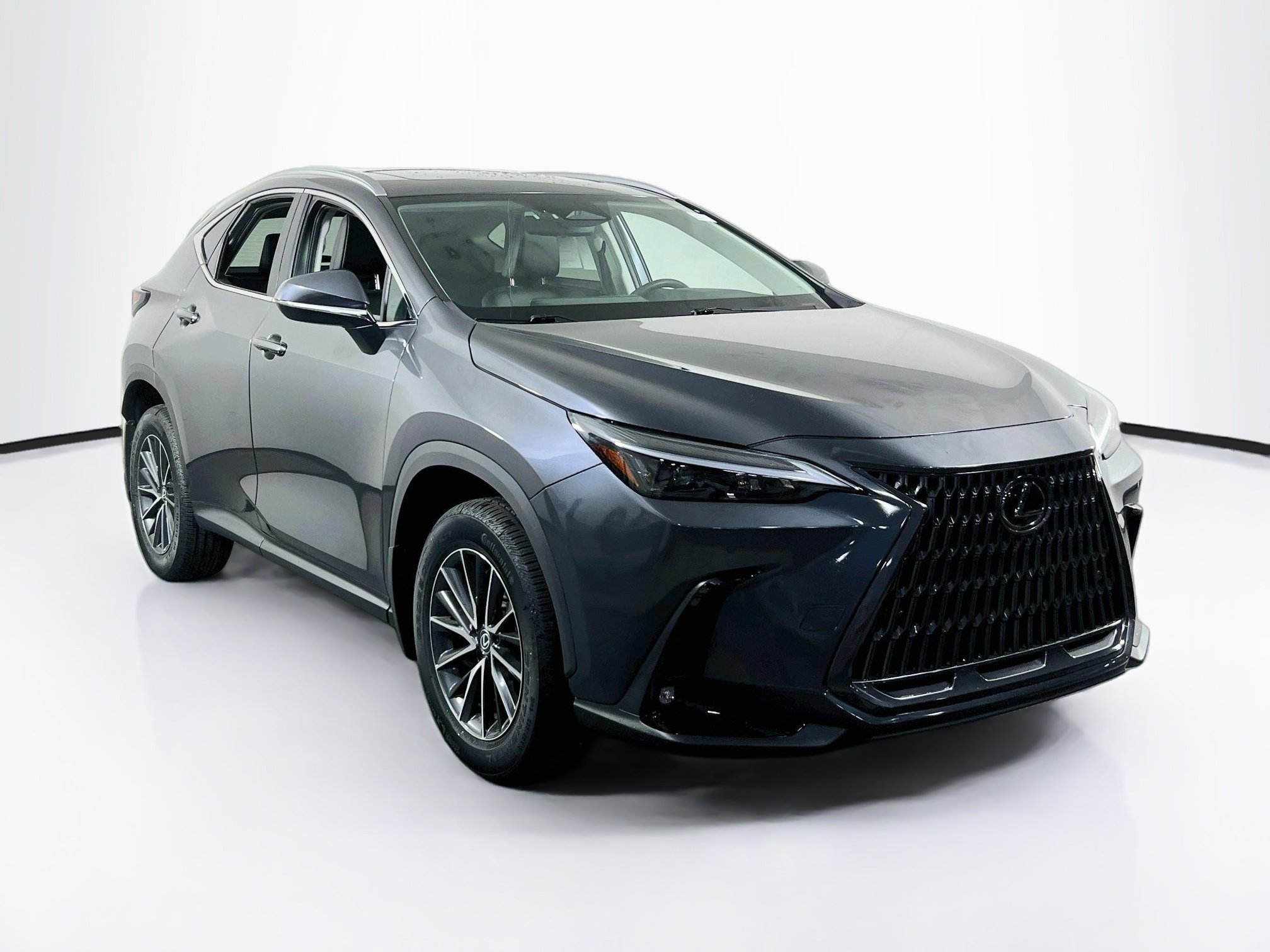 Used 2024 Lexus NX 350 AWD image 3