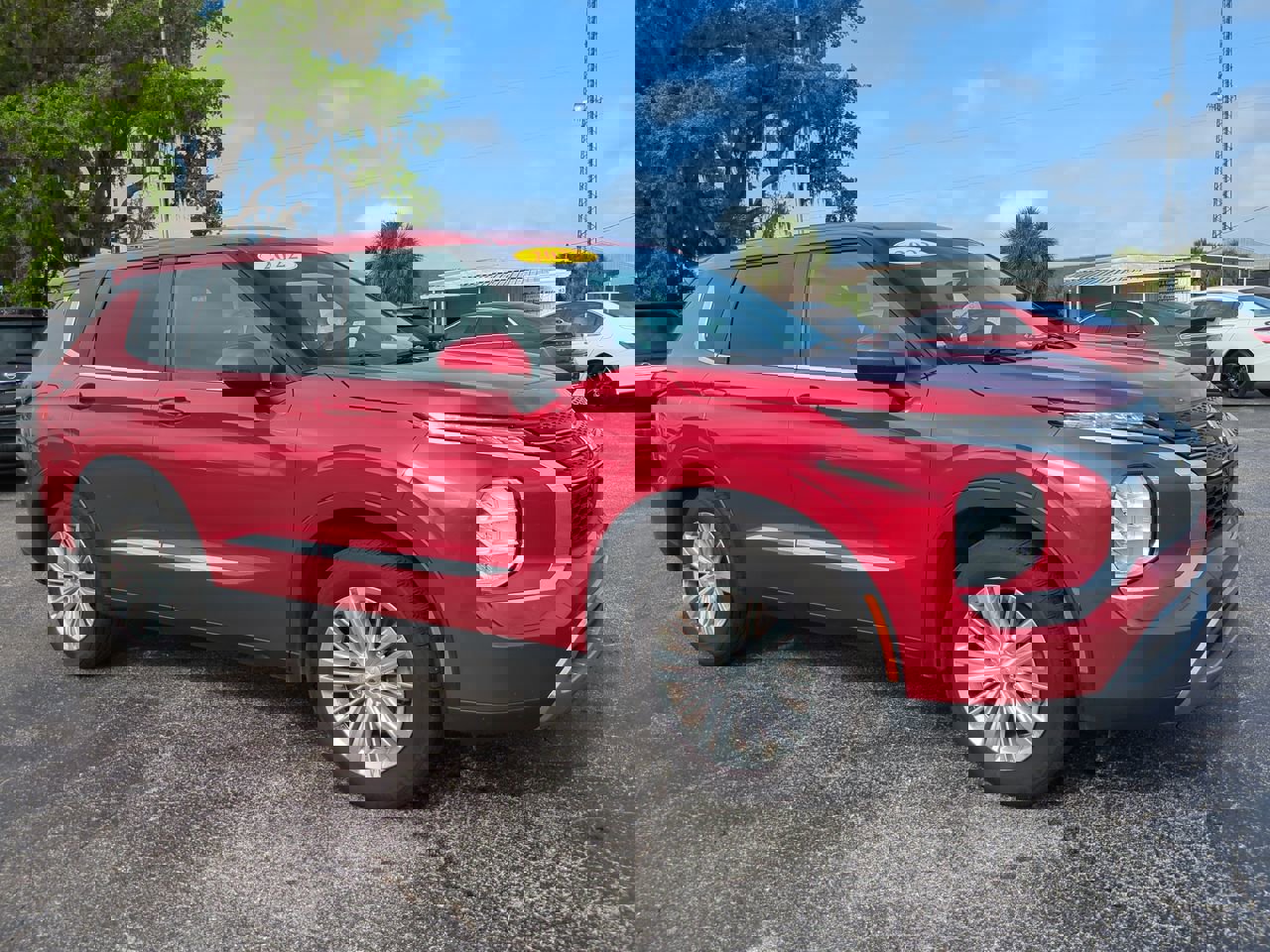 Used 2022 Mitsubishi Outlander ES image 2