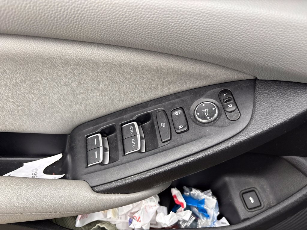 Used 2019 Honda Accord EX image 16