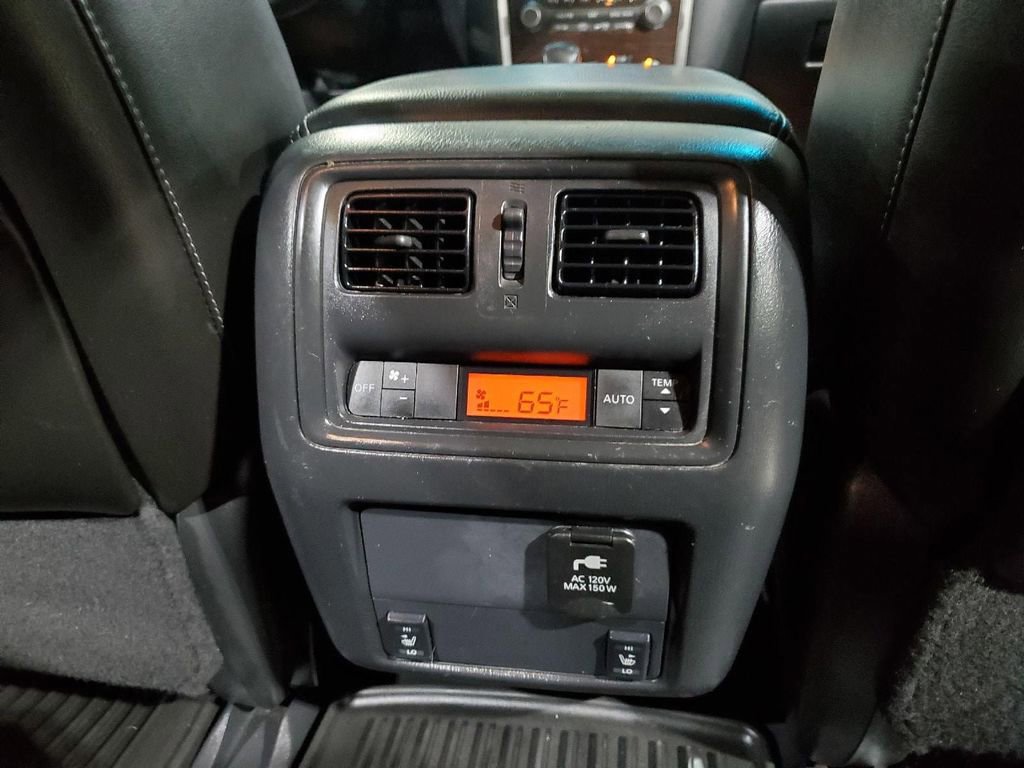 Used 2013 Nissan Pathfinder Platinum image 23