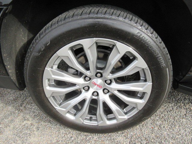 Used 2023 GMC Yukon XL Denali w/ LPO, Floor Liner Package image 12