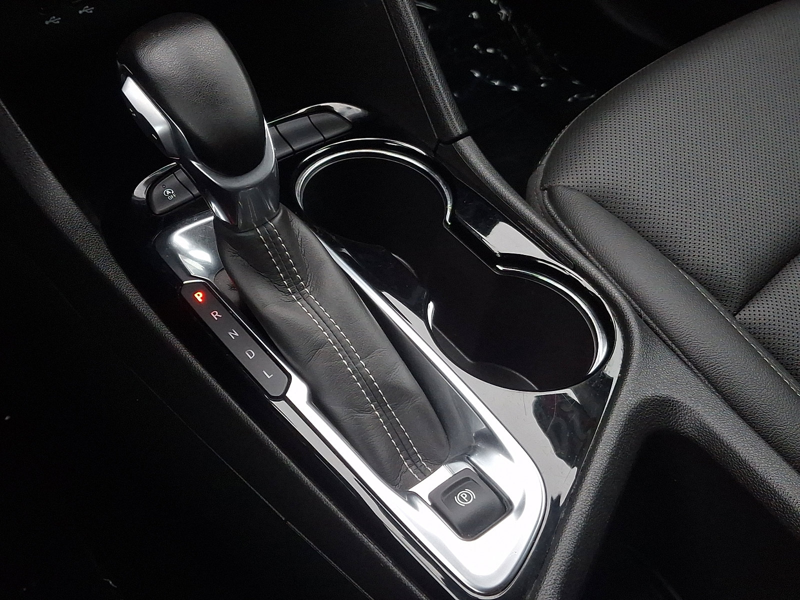 Used 2024 Buick Encore GX Sport Touring image 15