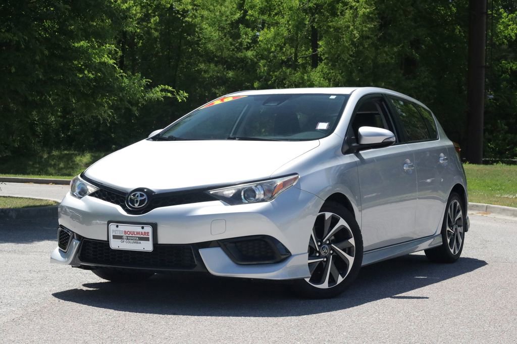 Used 2018 Toyota Corolla iM w/ Carpet Mat Package (TMS)