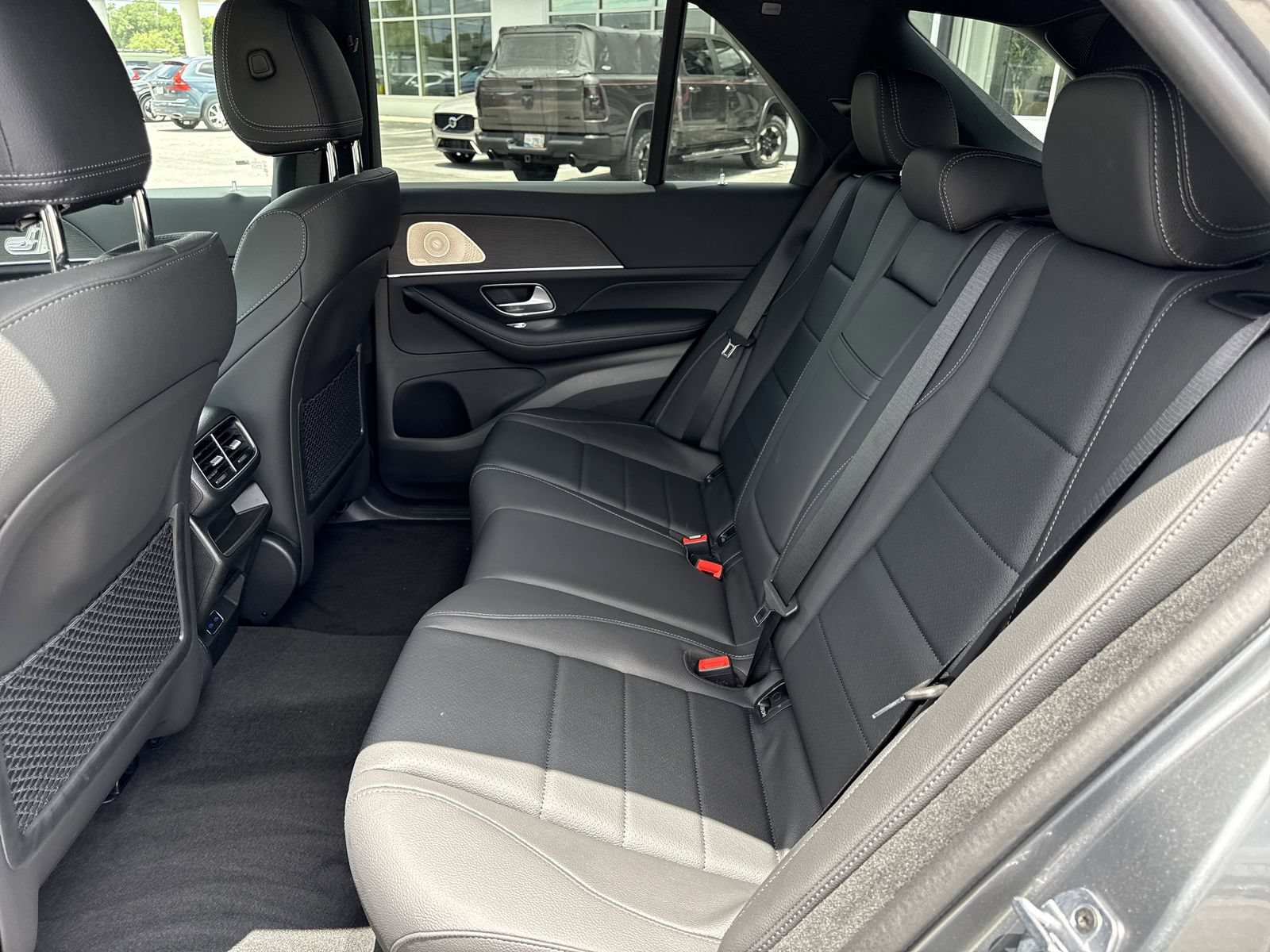 New 2025 Mercedes-Benz GLE 450e 4MATIC image 12