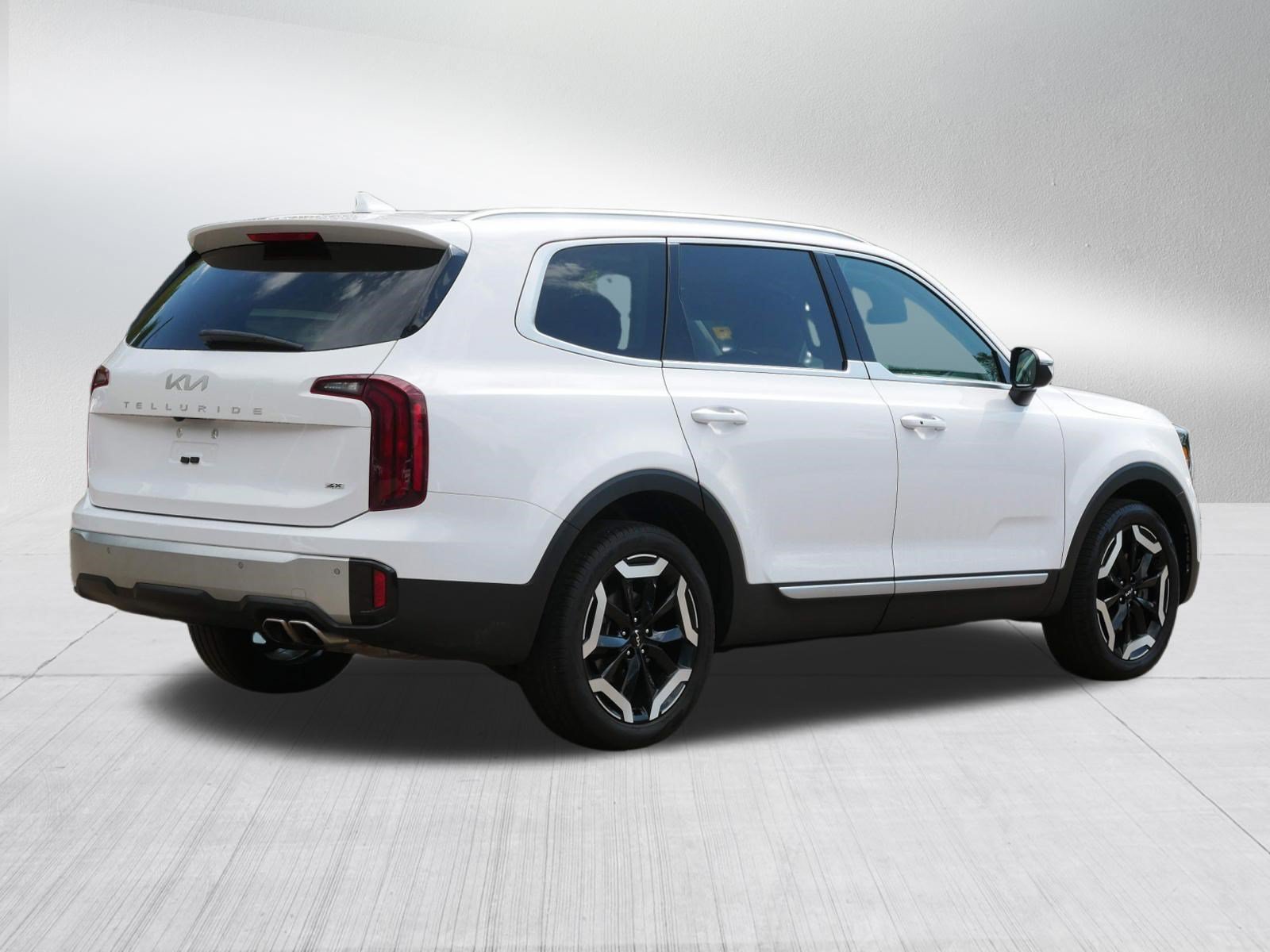 Certified 2024 Kia Telluride S w/ S Sunroof Package AWD/4WD image 7