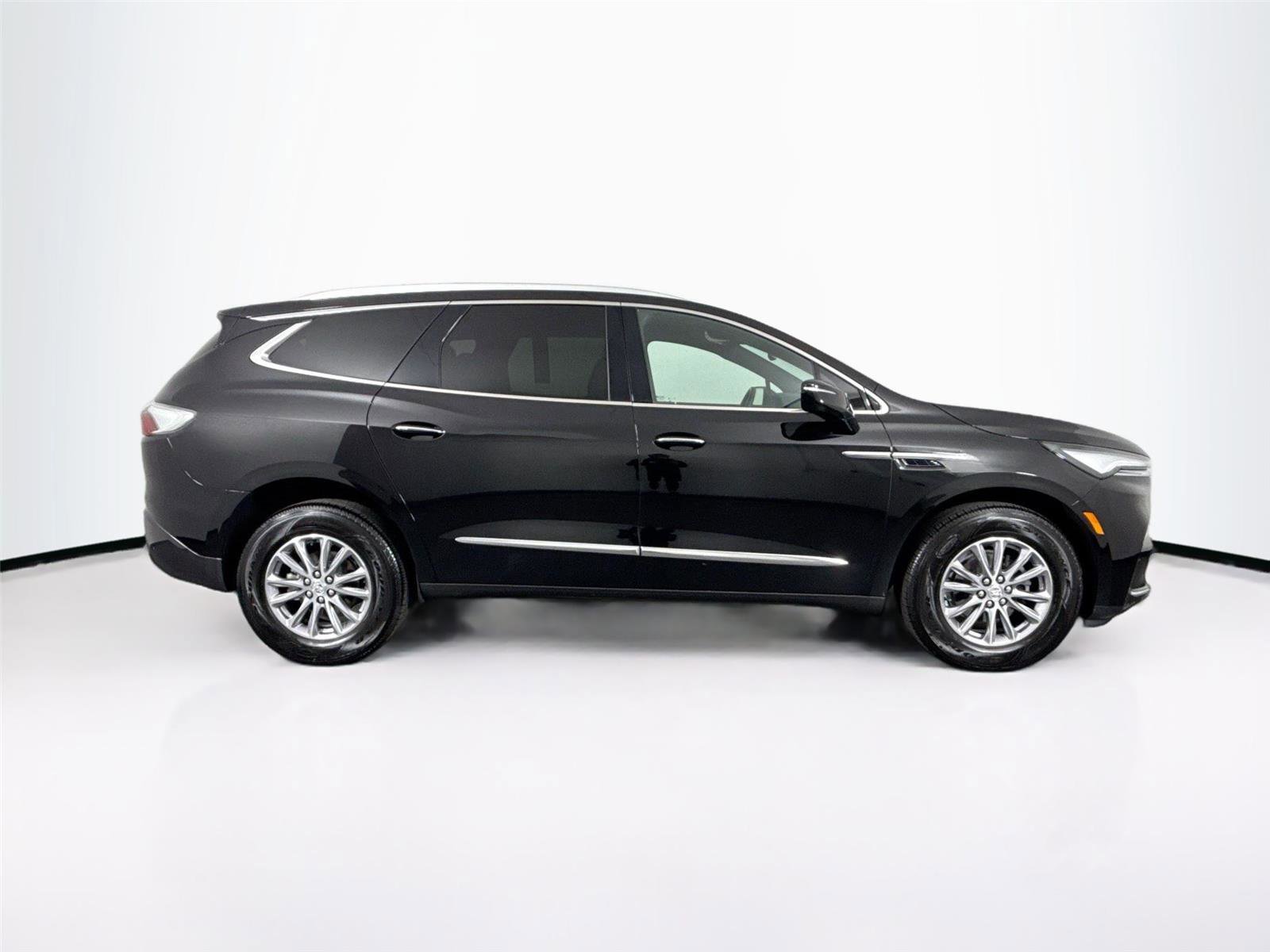 Used 2024 Buick Enclave Essence FWD image 10