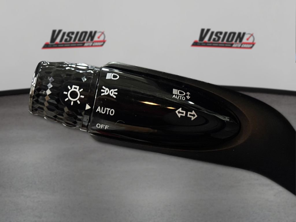 Certified 2025 Hyundai Elantra Sport image 22