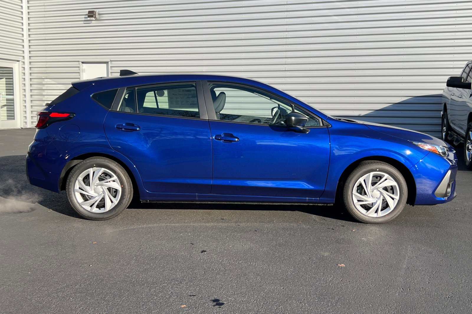 New 2025 Subaru Impreza 2.0i image 3