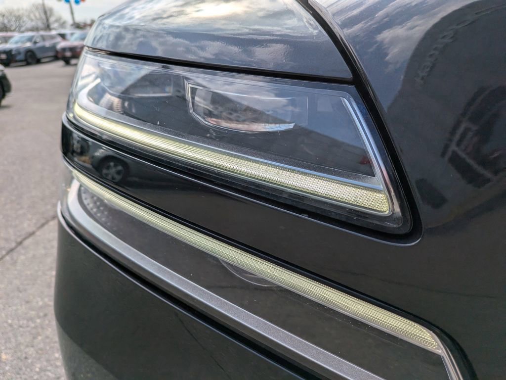 Used 2024 Genesis GV80 2.5T image 11