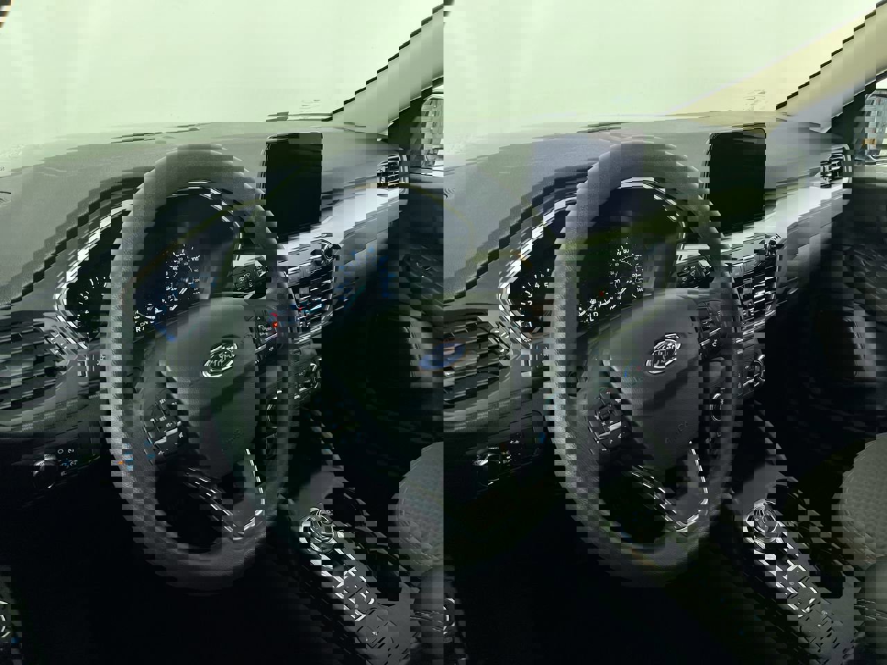 Used 2020 Ford Escape SE image 27