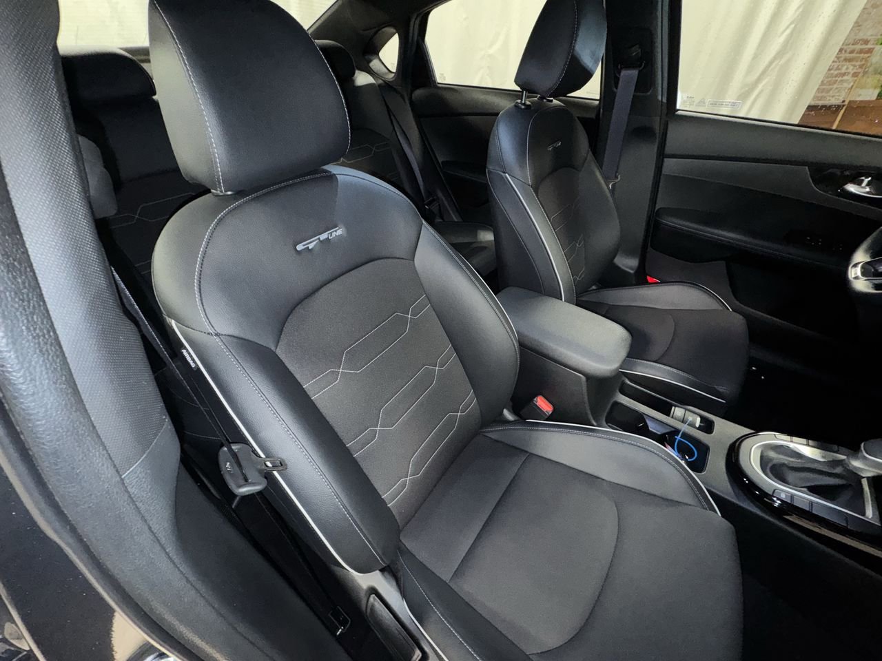 Certified 2024 Kia Forte GT-Line w/ GT-Line Premium Package image 33