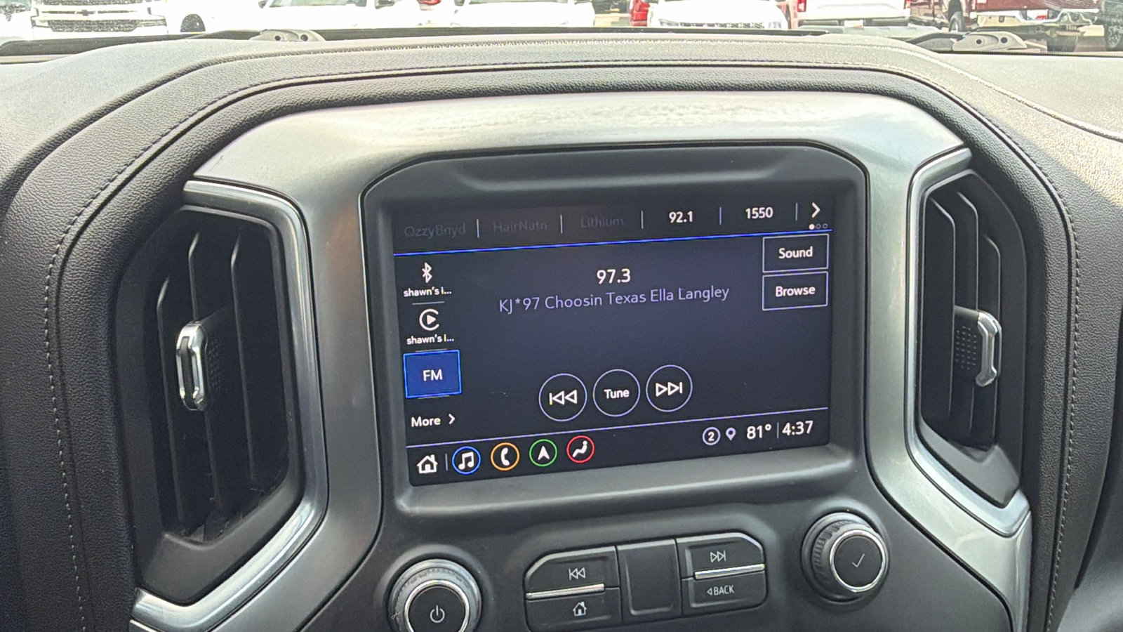 Used 2022 Chevrolet Silverado 2500 LTZ w/ LTZ Plus Package AWD/4WD image 24