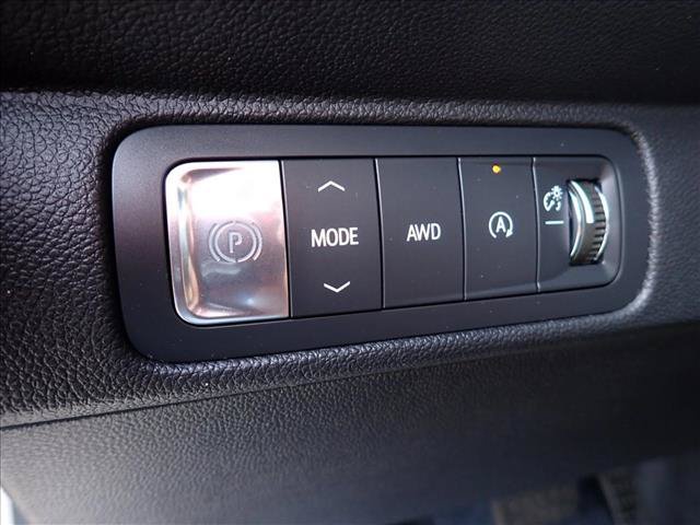 Used 2024 Chevrolet Traverse Z71 w/ Enhanced Driving Package AWD/4WD image 18
