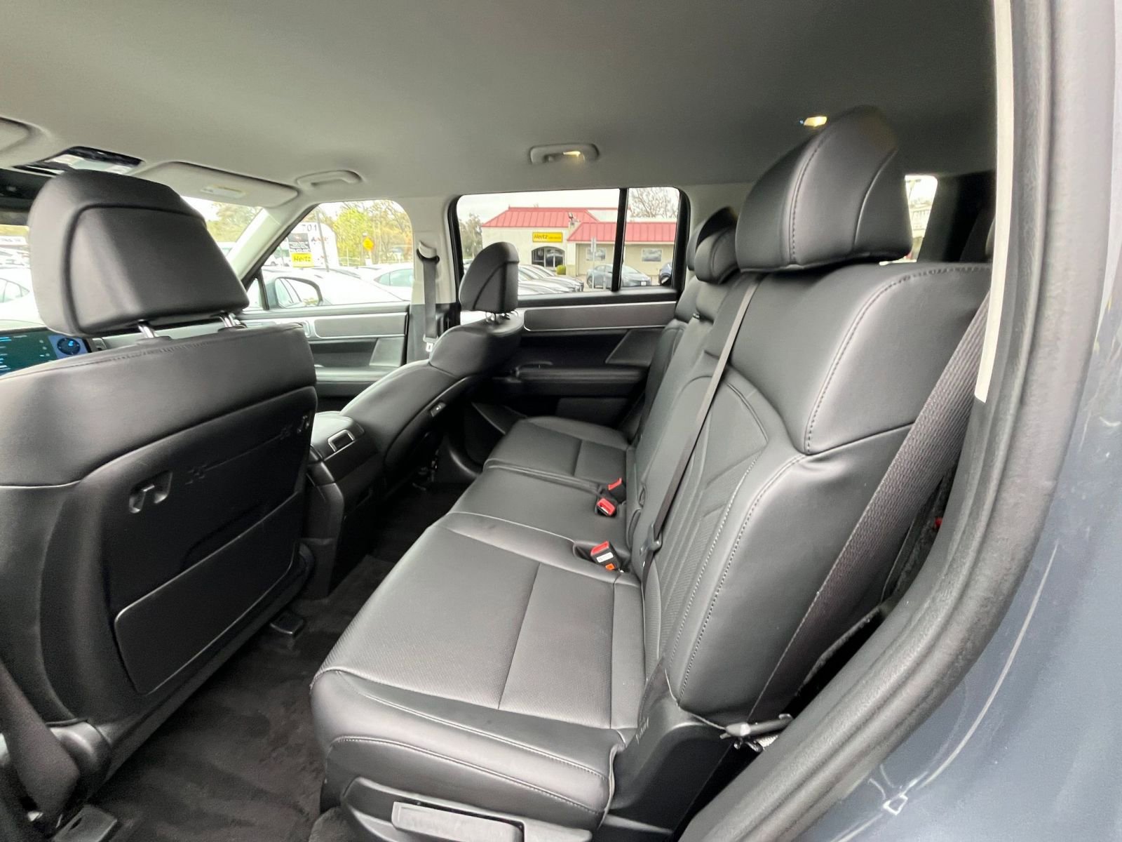 Used 2025 Hyundai Santa Fe SEL image 27