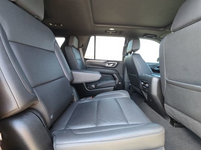 Used 2023 Chevrolet Tahoe Z71 w/ Luxury Package AWD/4WD image 15