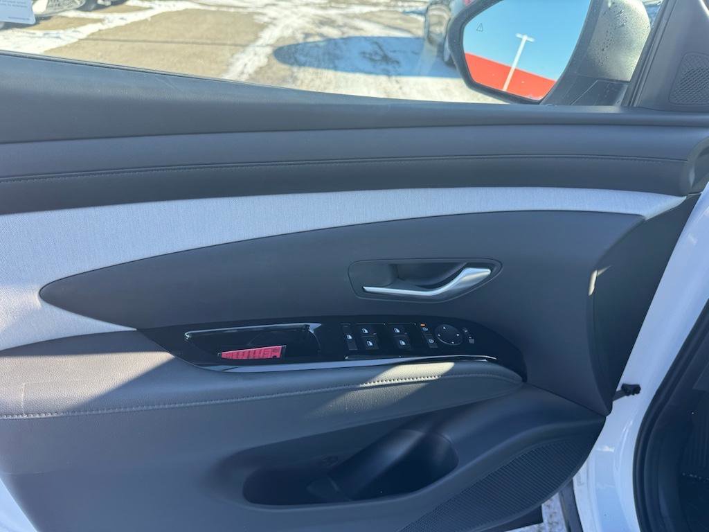 New 2025 Hyundai Santa Cruz SEL image 15