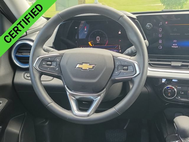Certified 2025 Chevrolet Trax LT w/ Driver Confidence Package FWD image 23