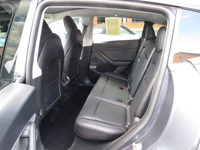 Used 2023 Tesla Model Y Performance AWD/4WD image 18