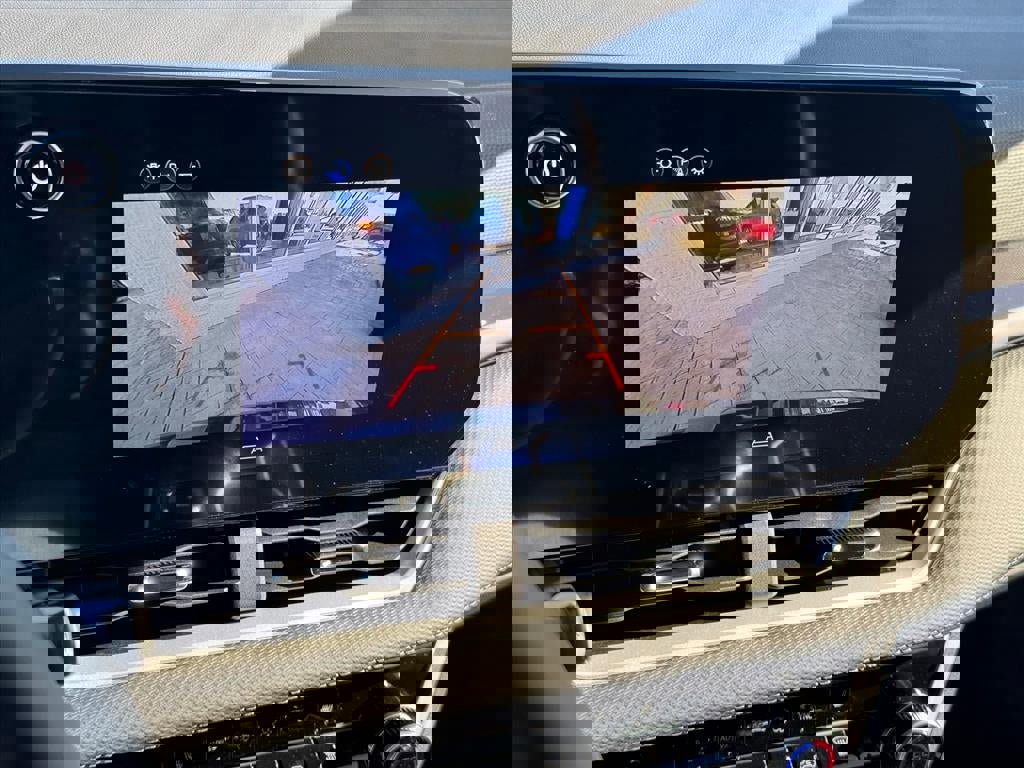 New 2026 Chevrolet Equinox LT w/ Convenience Package II image 10