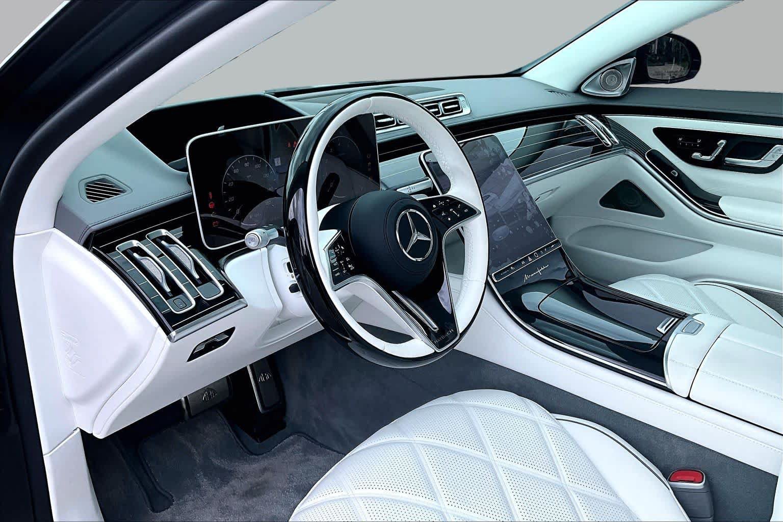 Used 2024 Mercedes-Benz Maybach S 680 4MATIC image 16