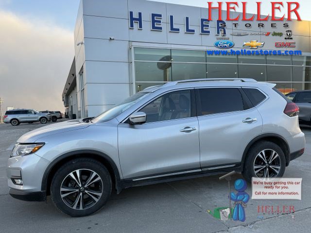 Used 2018 Nissan Rogue SL w/ Premium Package