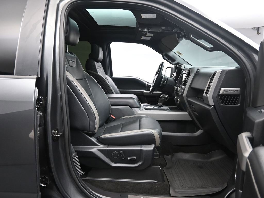 Used 2018 Ford F150 Raptor w/ Equipment Group 802A Luxury image 30