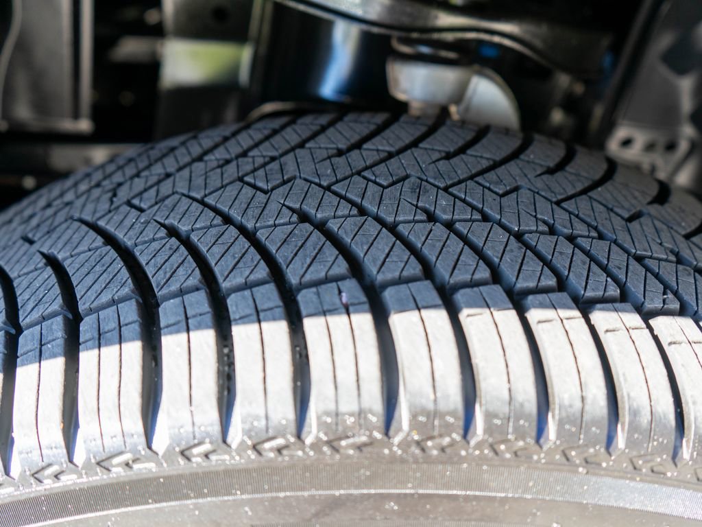 Used 2026 Nissan Armada SL w/ Captain's Chari Seat Package AWD/4WD image 31