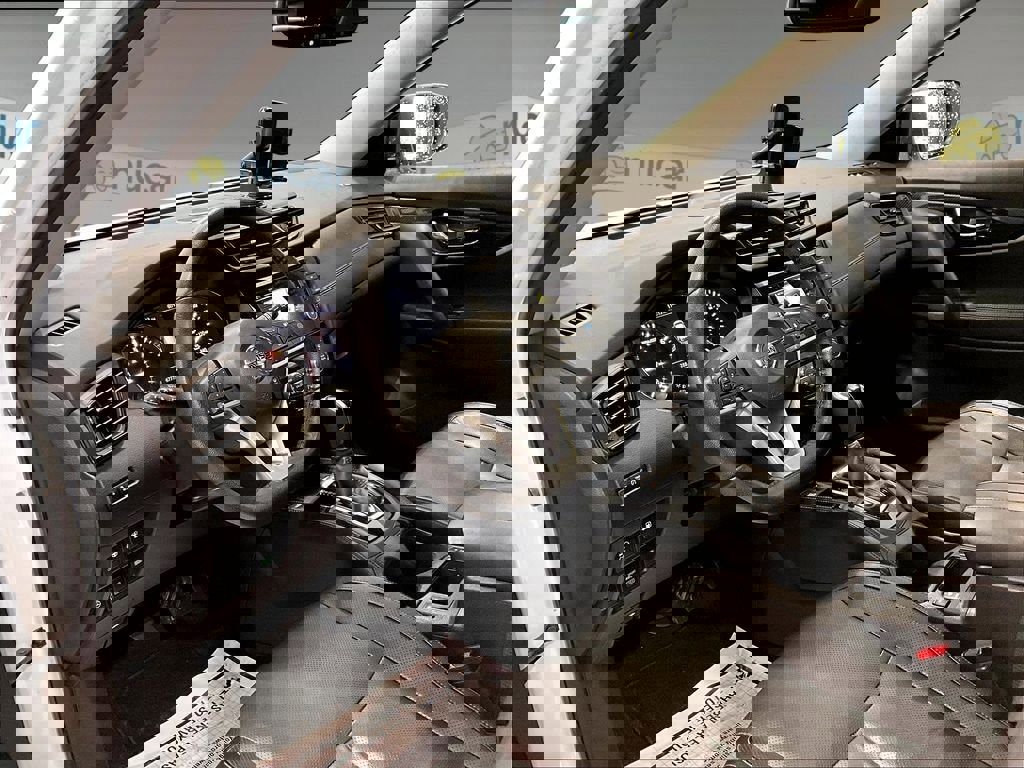 Used 2020 Nissan Rogue SL w/ Premium Package image 12