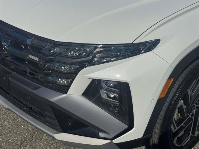 Used 2025 Hyundai Tucson Limited AWD/4WD image 7