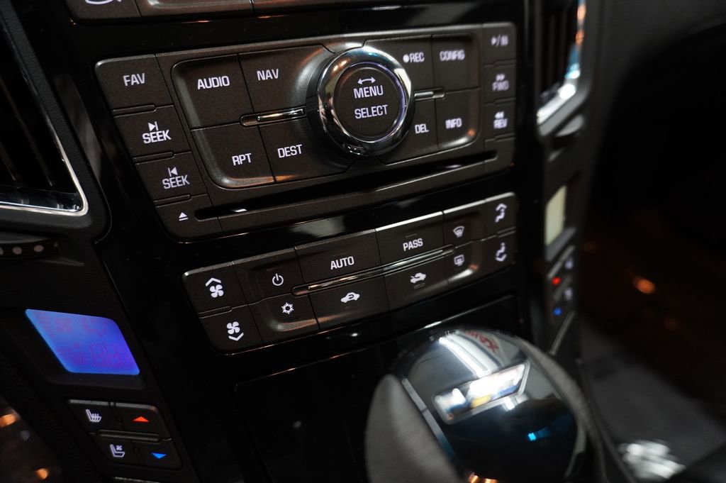 Used 2009 Cadillac CTS V image 22