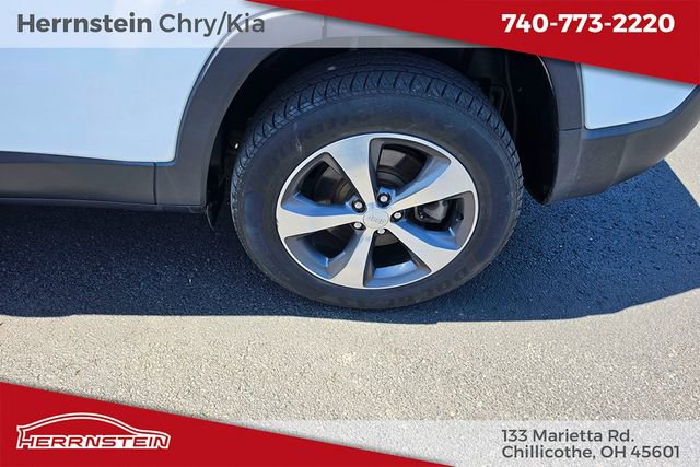 Used 2020 Jeep Cherokee Limited w/ Luxury Group AWD/4WD image 24