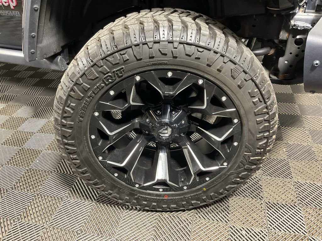 Used 2020 Jeep Wrangler Unlimited Rubicon w/ Uconnect 4C Nav & Sound Group AWD/4WD image 41