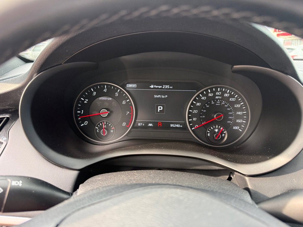 Used 2018 Kia Stinger GT2 image 18