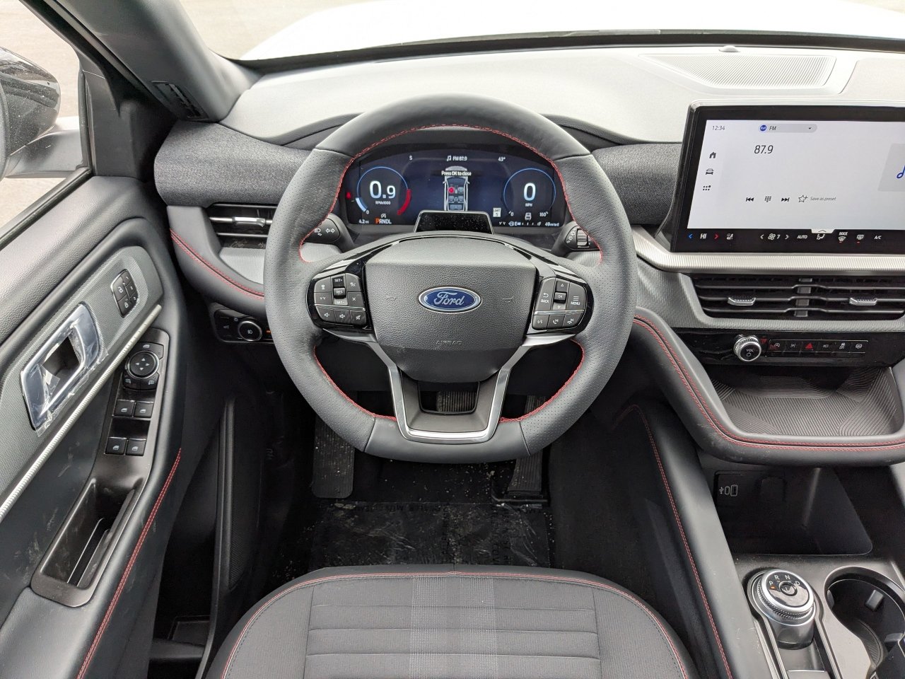 New 2026 Ford Explorer ST-Line w/ ST-Line Street Pack image 19