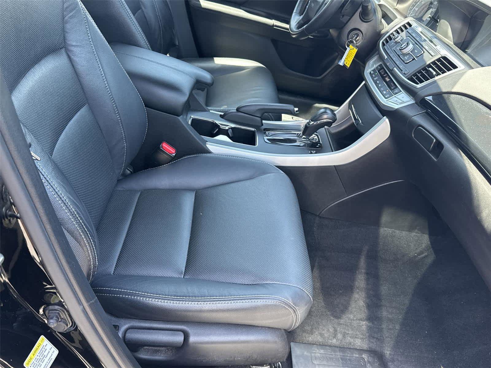 Used 2014 Honda Accord Sport image 15